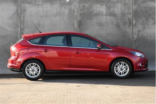 Ford Focus - 1.0 EcoBoost 100pk Titanium CLIMA | NAVI | PDC | LM | QUICKC. V.V - 1