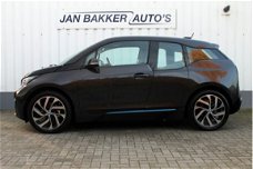 BMW i3 - Basis 22 kWh | INCL BTW | Snellaadpakket | warmtepomp | Rijklaar | €14590 EX