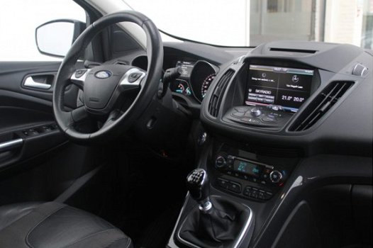 Ford Kuga - 1.5 Titanium | Navi SYNC2 | PDC V+A | Stoel- en voorruitverwarming | Clima | Cruise | - 1