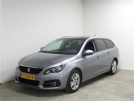 Peugeot 308 - 1.2 PureTech 110pk Blue Lease Executive met Navigatie - 1