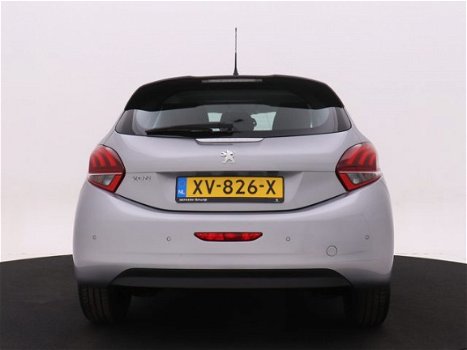 Peugeot 208 - 1.2 82 pk PureTech Signature | Airco | Navigatie | Parkeerhulp A | Privacy glas | Crui - 1