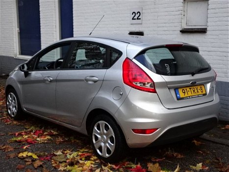 Ford Fiesta - 1.25 60pk 5D Champions Edition Airco - 1