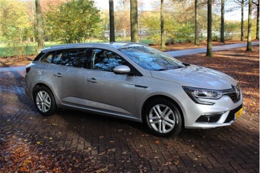 Renault Mégane Estate - 1.5 dCi 110 PK Automaat Estate, Navigatie, Airco/ECC - 1