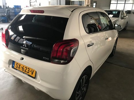 Peugeot 108 - 1.0 e-VTi 72pk AUT 5D Allure - 1