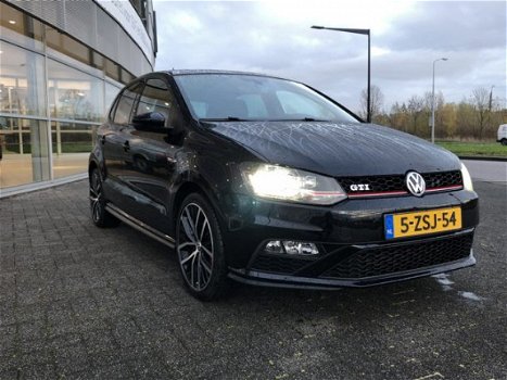 Volkswagen Polo - 1.8 TSI 190PK DSG GTI Panoramadak Led-koplampen Climate control - 1