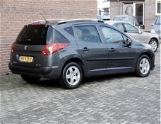 Peugeot 207 - SW X-LINE 1.4-16V VTI