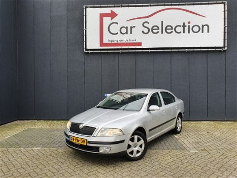 Skoda Octavia - 1.6 Ambiente Airco PDC PERFECT ONDERHOUDEN - 1