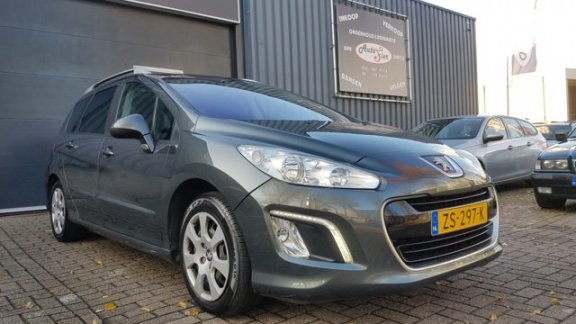 Peugeot 308 SW - 1.6 e-HDi Allure, Panorama, Navi - 1