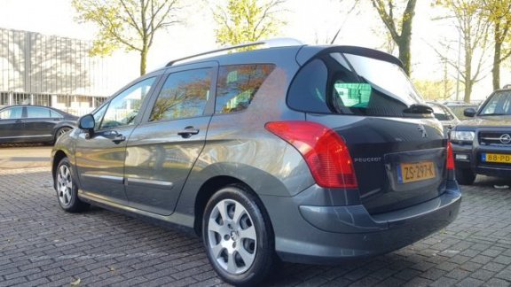 Peugeot 308 SW - 1.6 e-HDi Allure, Panorama, Navi - 1