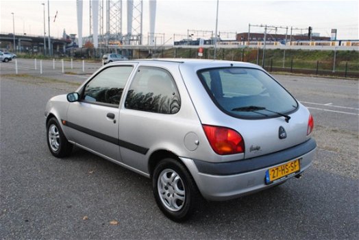 Ford Fiesta - 1.3-8V Classic APK, STUURBEKRACHTIGING, ZUINIG - 1