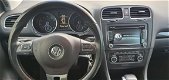 Volkswagen Golf - 1.4 TSI Highline Automaat, Parkeersensoren, Airco, Cruise C - 1 - Thumbnail