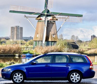 Volvo V50 - 1.8 Edition II door ons voorzien met Ruil motor 120, 000 KM - 1