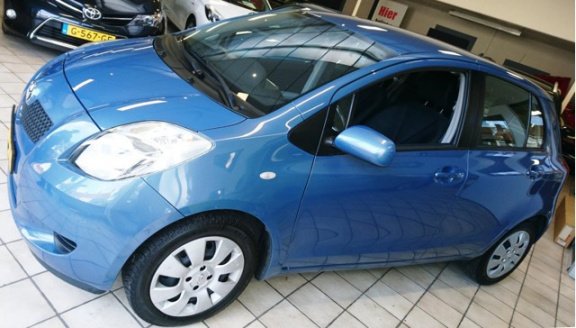 Toyota Yaris - 1.3 VVTi Sol met Airco - 1