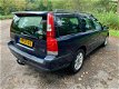 Volvo V70 - 2.4 Edition II Airco, APK, Trekhaak, NAP, Goed onderhouden! - 1 - Thumbnail