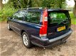 Volvo V70 - 2.4 Edition II Airco, APK, Trekhaak, NAP, Goed onderhouden! - 1 - Thumbnail