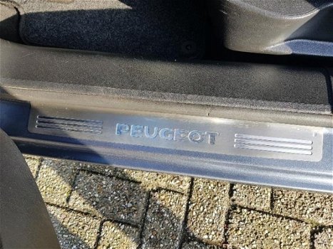 Peugeot 207 - 1.6 VTi XS Pack clima / pdc / 5 deurs / panodak - 1