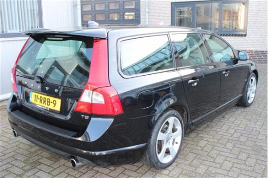 Volvo V70 - T5 | R-Edition | R-Design | Leer | Stoelverwarming - 1