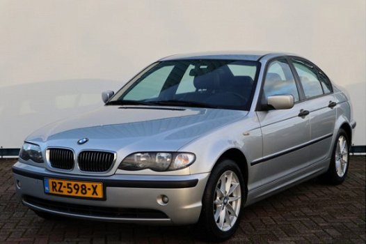 BMW 3-serie - 320D 150pk 6bak Lifestyle Edition, 165.dkm 1/2 leder, Clima, Gr.navi, Pdc, Afn.trekhaa - 1