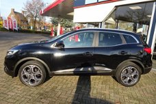 Renault Kadjar - TCe 130 Intens Camera / Pano / Navi / 19'' LM velgen