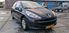 Peugeot 207 - 1.4-16V XR