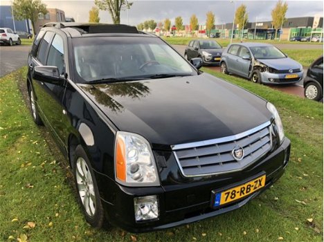 Cadillac SRX - 3.6 Sport Luxury Dubbele Panodak/Airco/Navi/Cruisecontrol/Youngtimer - 1