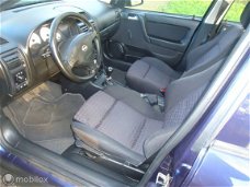 Opel Astra - 1.6-16V Club