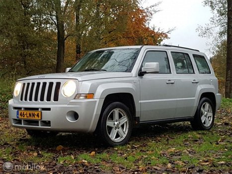 Jeep Patriot - 2.4 Sport Liberty - 1