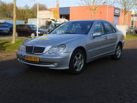 Mercedes-Benz C-klasse - 200 CDI Avantgarde - 1