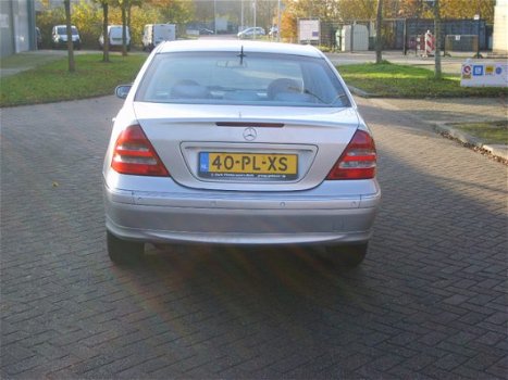 Mercedes-Benz C-klasse - 200 CDI Avantgarde - 1