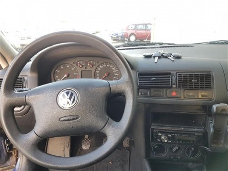 Volkswagen Golf Variant - 1.6-16V Trendline - 1