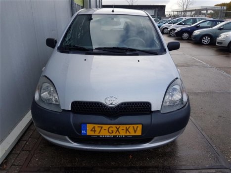 Toyota Yaris - 1.0-16V VVT-i Terra NIEUWE APK - 1