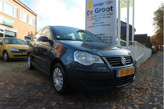 Volkswagen Polo - 1.4 16V 59KW AIRCO - 1