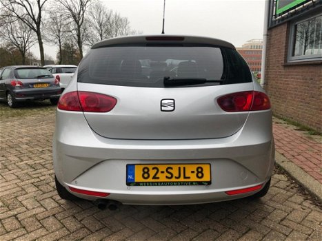 Seat Leon - 1.8 TFSI Style DSG Automaat FLIPPERS Navi 230PK stage 2 Nw APK - 1