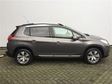 Peugeot 2008 - 1.2 VTi Allure Pack Premium Plus * Panodak / Navi / Trekhaak - 1