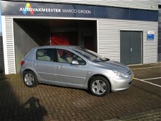 Peugeot 307 - 1.6-16V XT Premium