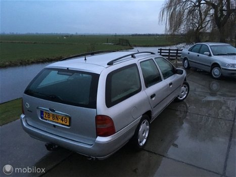 Ford Mondeo Wagon - AIRCO rijdt goed Laswerk dorpel Inr. mog - 1