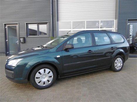 Ford Focus Wagon - 1.6-16V Champion Airco - 1