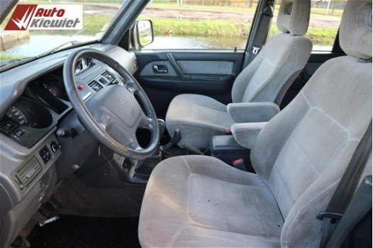 Mitsubishi Pajero - 2.8 GLS LB Panel Van |APK 10-2020 - 1