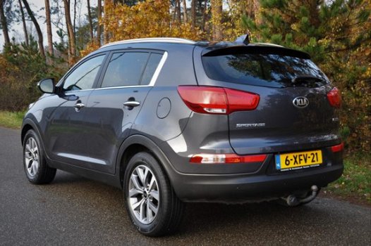 Kia Sportage - PANORAMADAK/TREKHAAK/LMV/NL-AUTO/PDC ACHTER/ACHTERUITRIJCAMERA/1.6 GDI BusinessPlusLi - 1