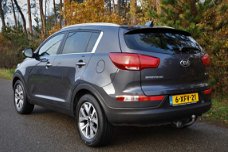 Kia Sportage - PANORAMADAK/TREKHAAK/LMV/NL-AUTO/PDC ACHTER/ACHTERUITRIJCAMERA/1.6 GDI BusinessPlusLi