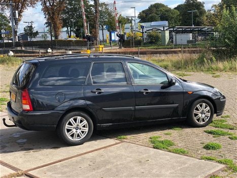 Ford Focus Wagon - 1.8 TDdi Futura - 1