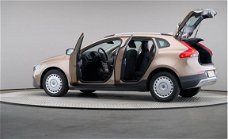 Volvo V40 Cross Country - D2 Base, Navigatie