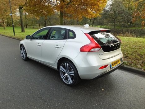 Volvo V40 - D2 Nordic+ Navigatie/LED/PDC/Dealer ond - 1