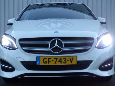 Mercedes-Benz B-klasse - 180 CDI Automaat/LED koplamen/Navi/Cruise/NL Auto/ 100% onderhouden/ N.A.P - 1