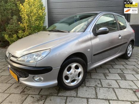 Peugeot 206 - 1.4 XS Premium Vol Leder l APK 12-2020 l Spoiler l Nap - 1