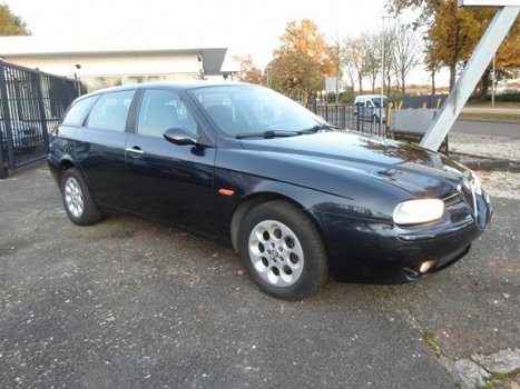 Alfa Romeo 156 Sportwagon - 2.0 JTS Distinctive - 1