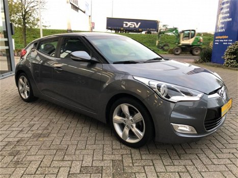 Hyundai Veloster - 1.6 GDI i-Catcher Navi Airco 6-Bak Cruise Lm.velgen Elec.pakket Radio/cd - 1