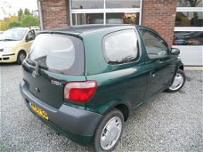 Toyota Yaris - 1.0-16V VVT-i Terra