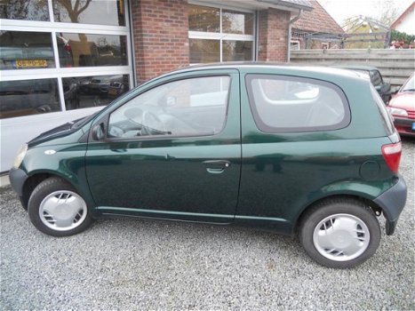 Toyota Yaris - 1.0-16V VVT-i Terra - 1