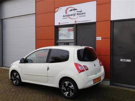 Renault Twingo - 1.2 16V Dynamique APK AIRCO CRUISE CNTRL ELEK RAMEN - 1